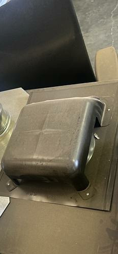 8 in Black Turtle Vent