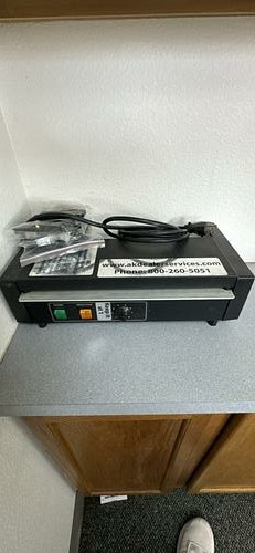 Desktop Laminator