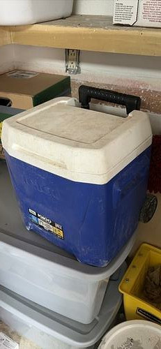 16-Quart Wheeled Cooler