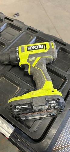 Ryobi 18 v drill