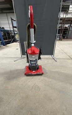 Dirt Devil Upright Vacuum