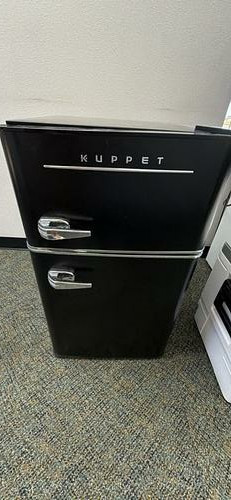Kuppet Compact Refrigerator