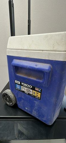 Igloo Rolling Cooler