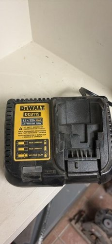 DeWalt DCB115 12V/20V Max Charger